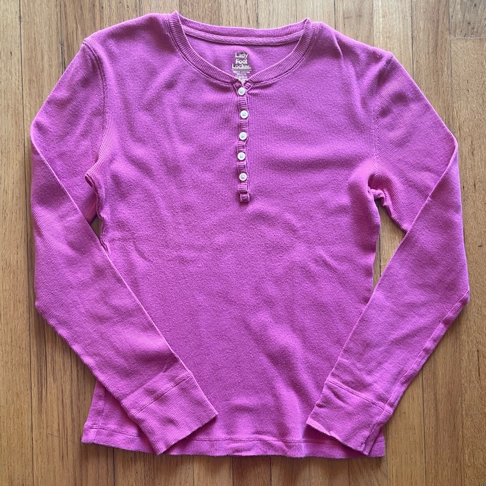 Lady Foot Locker Long Sleeve Henley Shirt Small